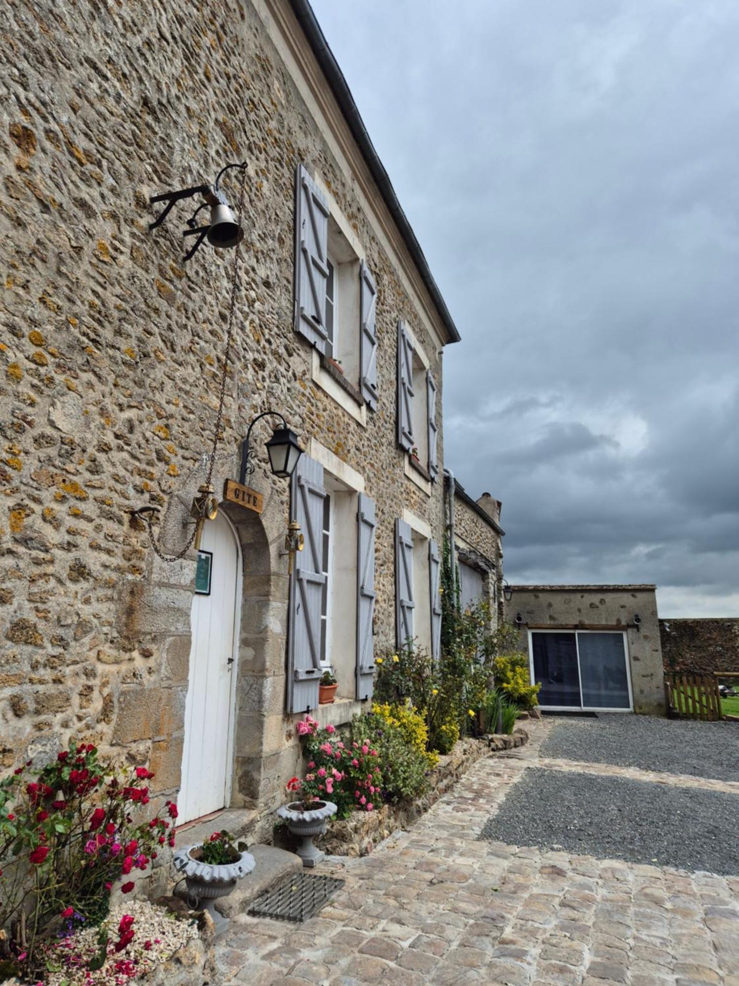 Domaine De La Ferme De Jean Grogne Hotel Fontenay-Trésigny Екстериор снимка